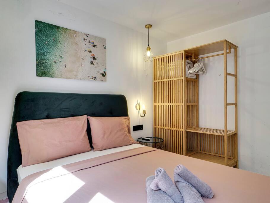 Casa Maria Townhouse- Terrace-4 Bedrooms L'Hospitalet de Llobregat Exterior photo