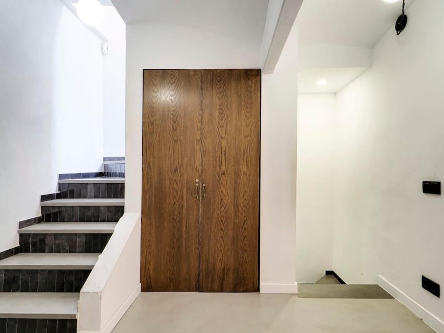 Casa Maria Townhouse- Terrace-4 Bedrooms L'Hospitalet de Llobregat Exterior photo
