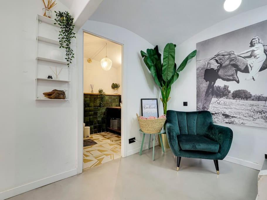 Casa Maria Townhouse- Terrace-4 Bedrooms L'Hospitalet de Llobregat Exterior photo