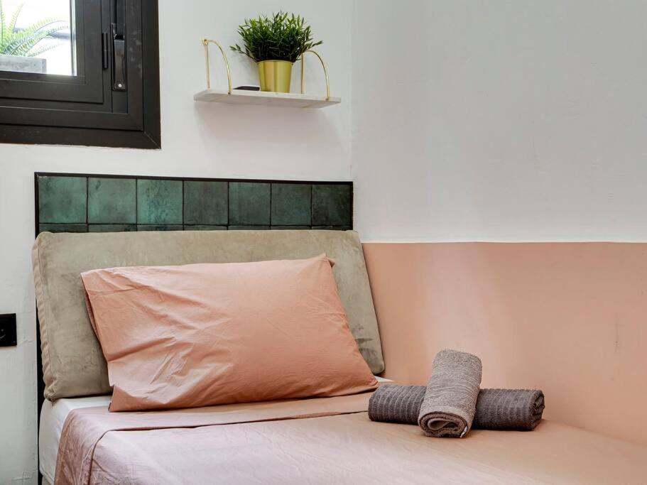 Casa Maria Townhouse- Terrace-4 Bedrooms L'Hospitalet de Llobregat Exterior photo