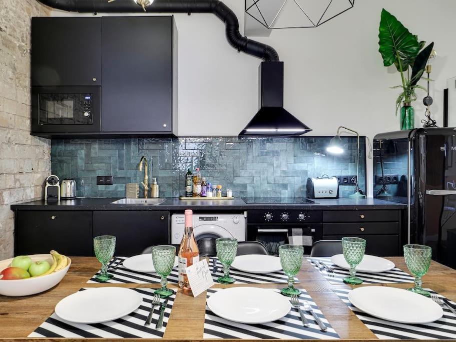 Casa Maria Townhouse- Terrace-4 Bedrooms L'Hospitalet de Llobregat Exterior photo