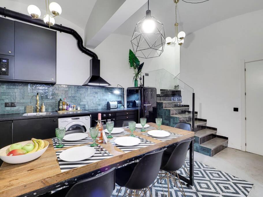 Casa Maria Townhouse- Terrace-4 Bedrooms L'Hospitalet de Llobregat Exterior photo